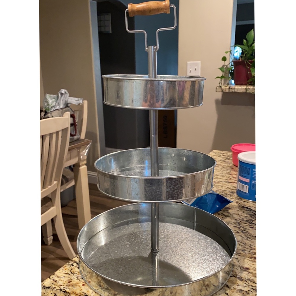 Farmhouse tiered tray